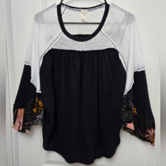 Free People We the Free Mixed Media Friday Fever Top Sz Sm Boho Patchwork Gypsy - Picture 3 of 6